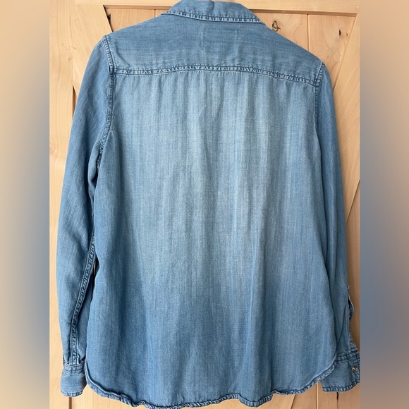 Lola River Snap Front Chambray Denim Shirt Size M - Picture 2 of 4